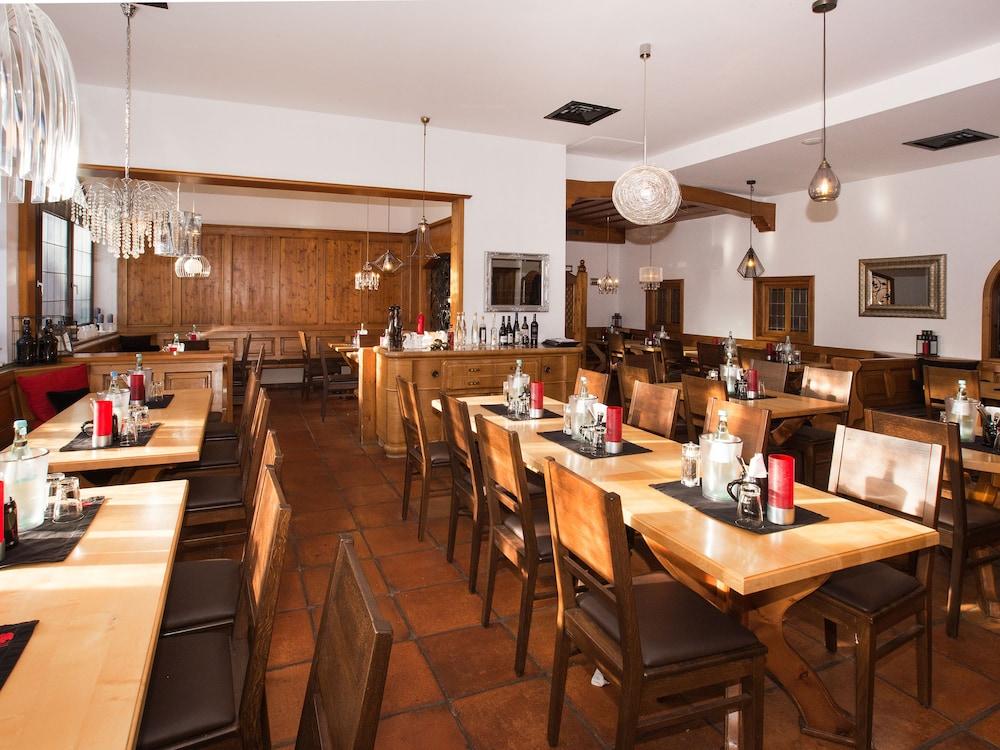 Dormero Hotel Muenchen-Kirchheim Messe Kirchheim bei Muenchen Екстер'єр фото